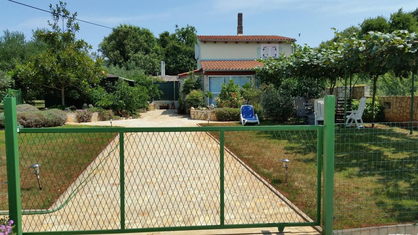 House Vugrinec With Garden And Parking Villa Šišan Dış mekan fotoğraf